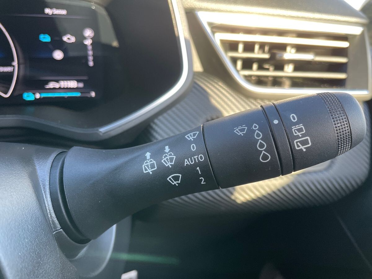 Used Renault Clio 2023 for sale - 77028355: Photo 32