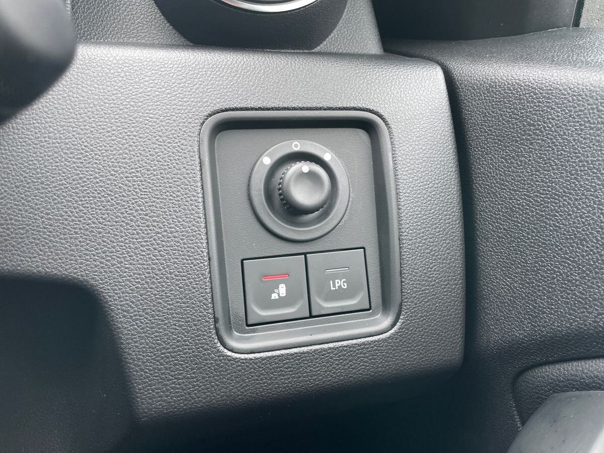 Used Dacia Duster 2022 for sale - 76630438: Photo 30