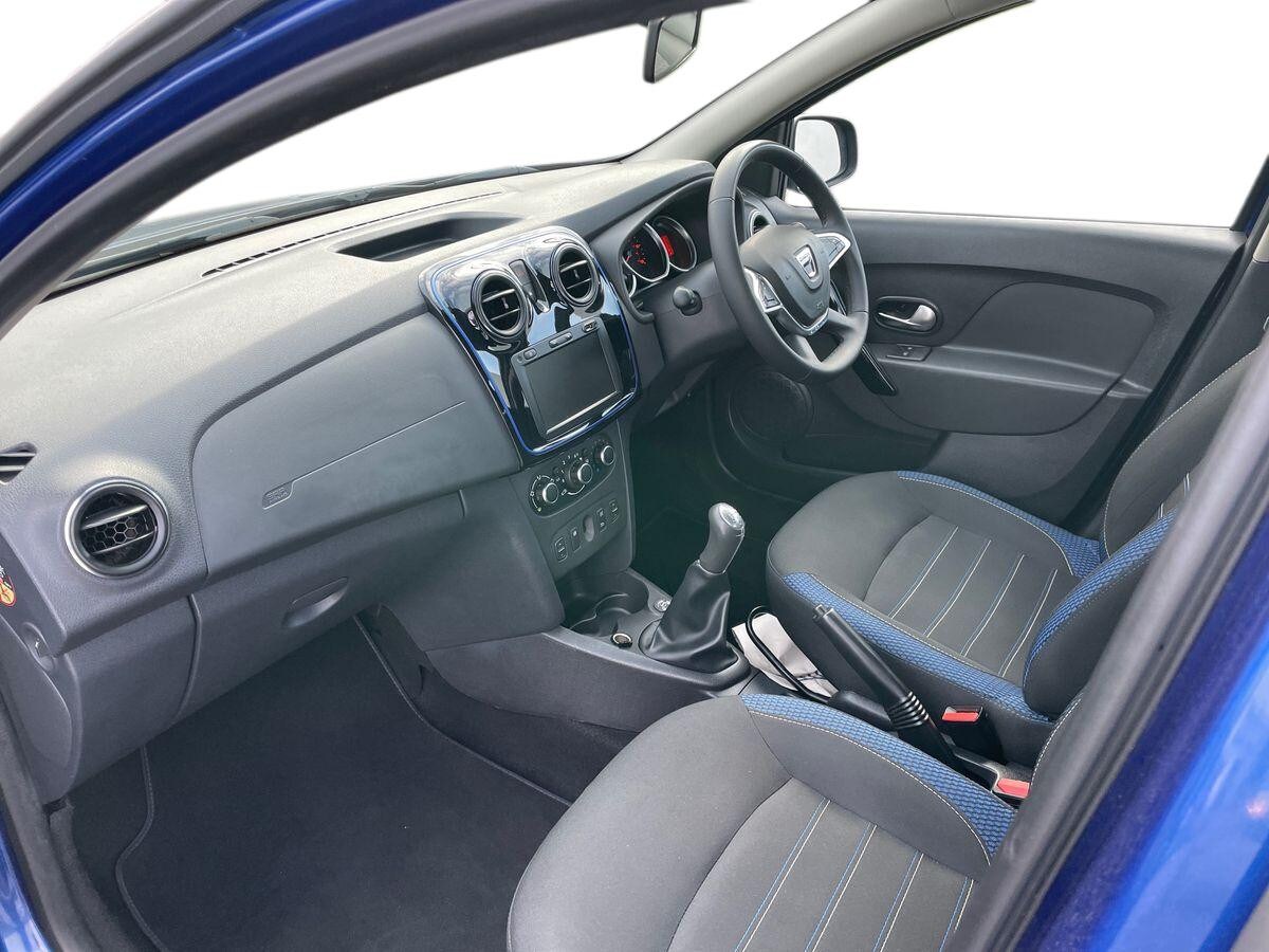 Used Dacia Sandero Stepway 2020 for sale - 76987151: Photo 11