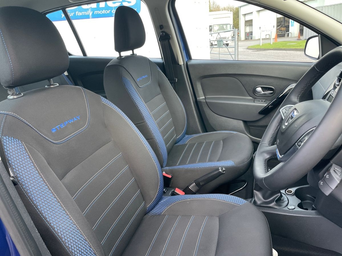 Used Dacia Sandero Stepway 2020 for sale - 76987151: Photo 31