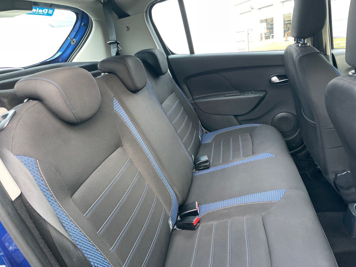 Used Dacia Sandero Stepway 2020 for sale - 76987151: Photo 32