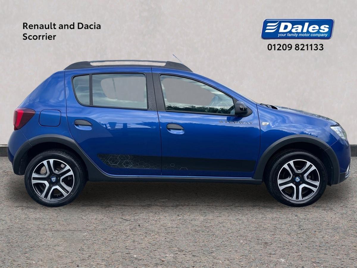 Used Dacia Sandero Stepway 2020 for sale - 76987151: Photo 4