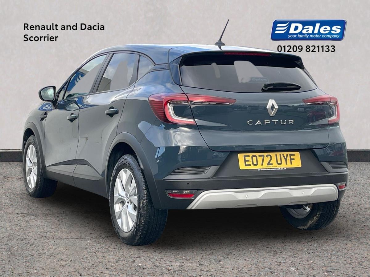 Used Renault Captur 2022 for sale - 77304811: Photo 2