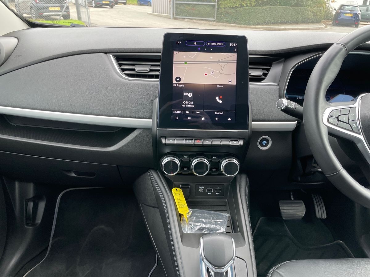 Used Renault Zoe 2020 for sale - 76687557: Photo 12