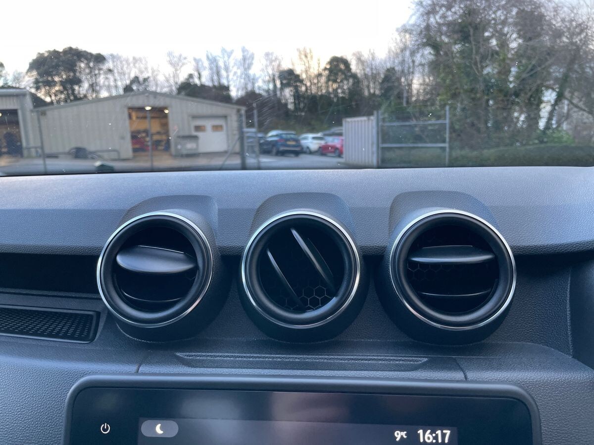 Used Dacia Duster 2022 for sale - 76630447: Photo 35