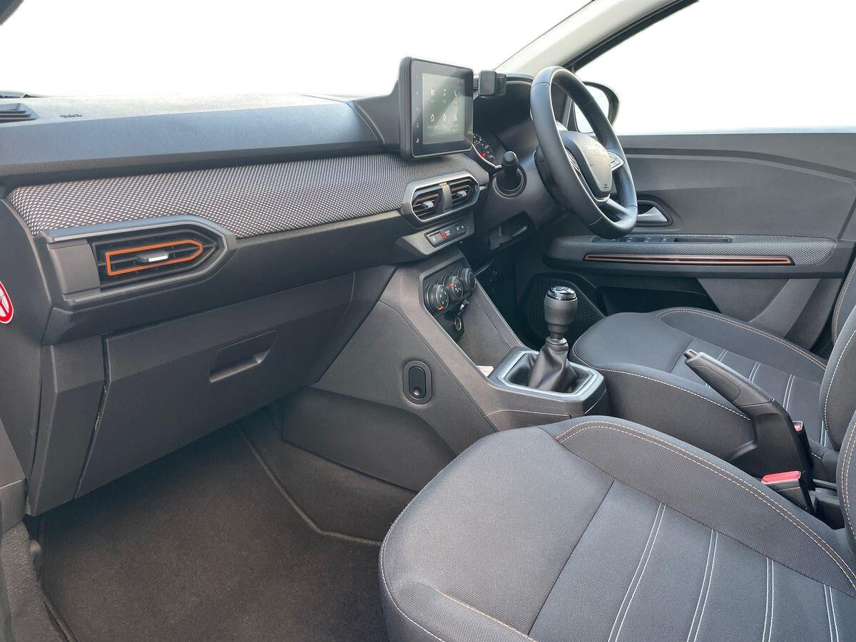 Used Dacia Sandero Stepway 2023 for sale - 76149901: Photo 11