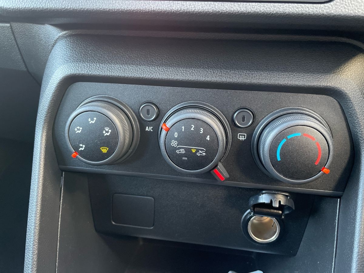 Used Dacia Sandero Stepway 2023 for sale - 76149901: Photo 13