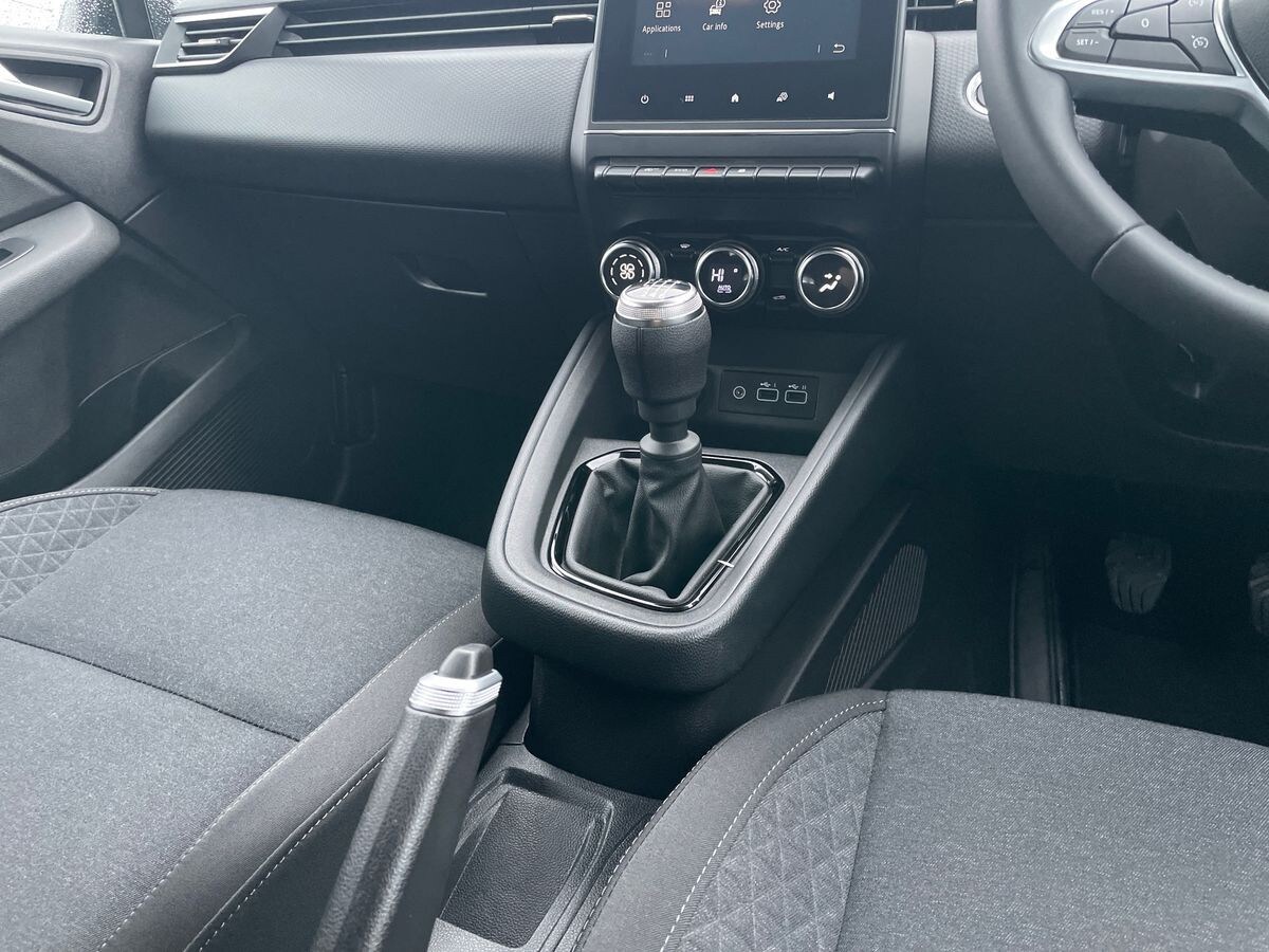 Used Renault Clio 2023 for sale - 77294413: Photo 12