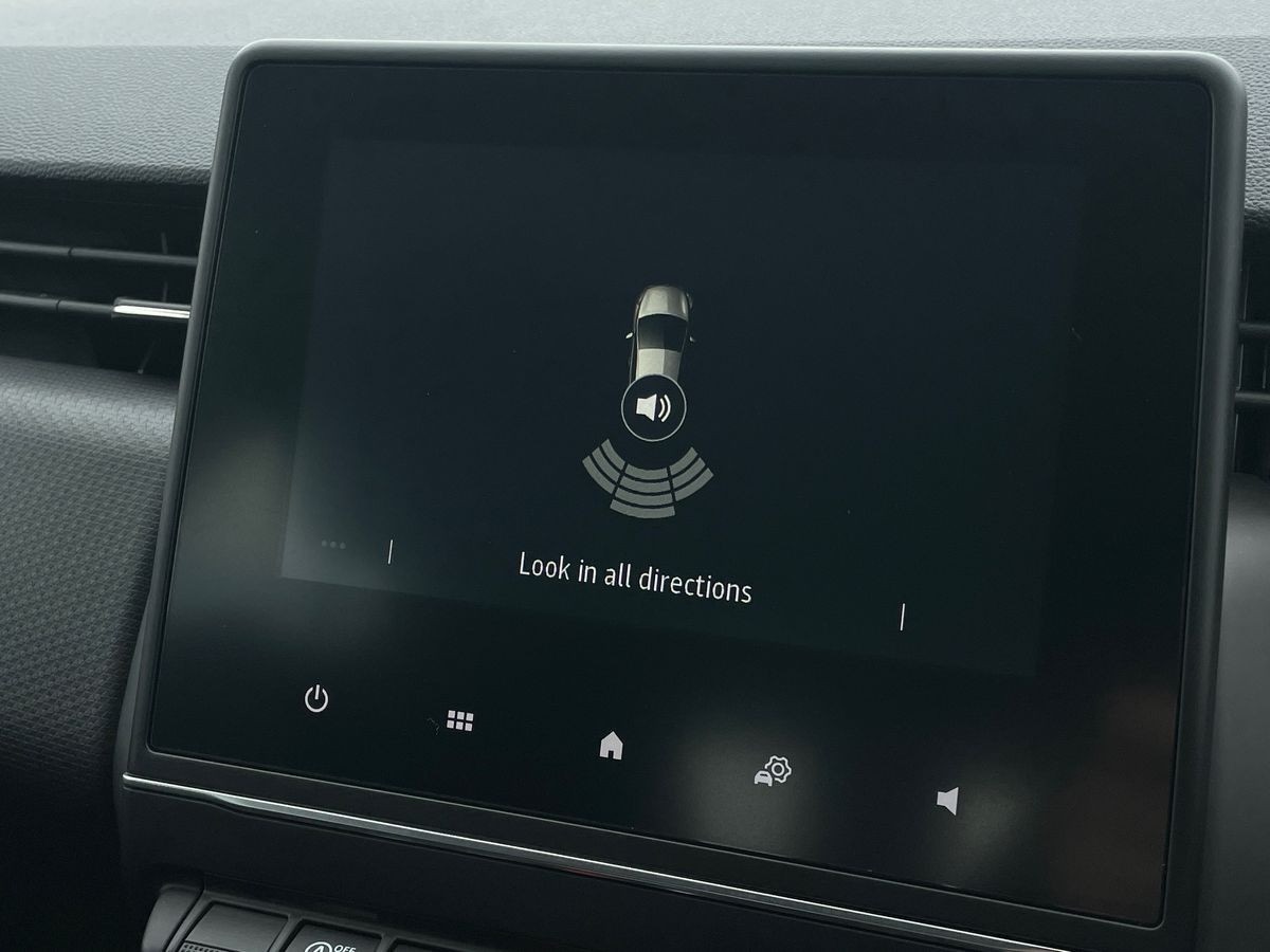 Used Renault Clio 2023 for sale - 77294413: Photo 17