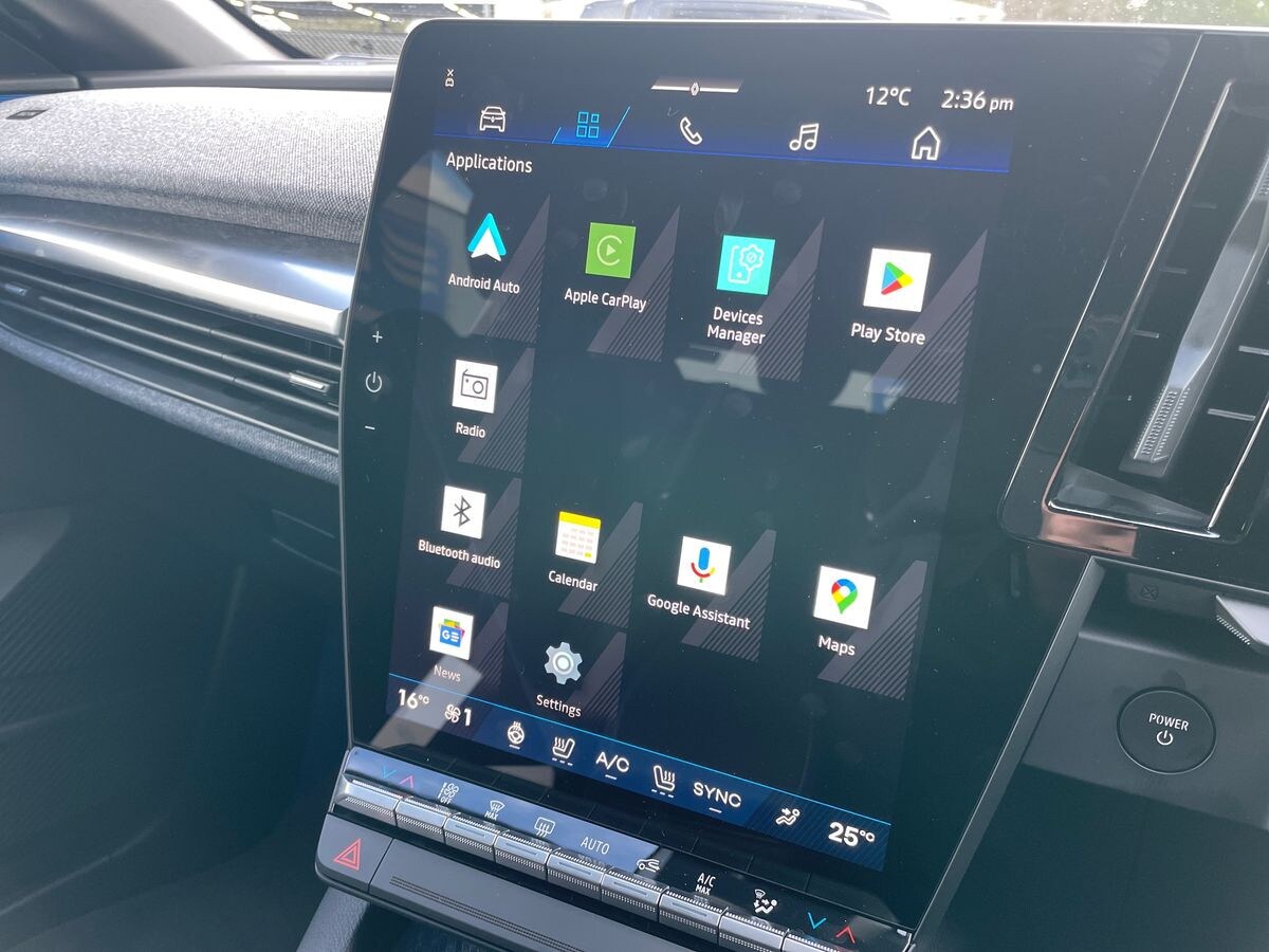 Used Renault Megane E Tech 2025 for sale - 76415053: Photo 24