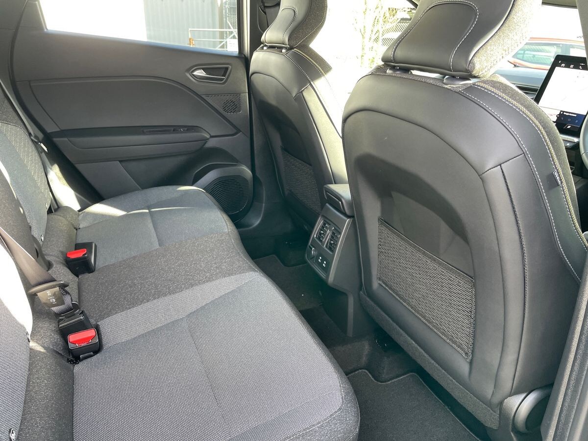 Used Renault Captur 2025 for sale - 76413712: Photo 28