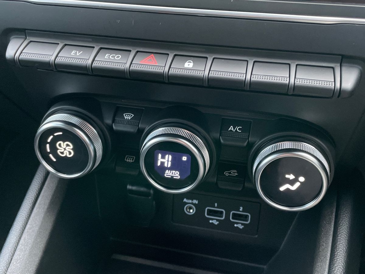 Used Renault Clio 2022 for sale - 76987150: Photo 13