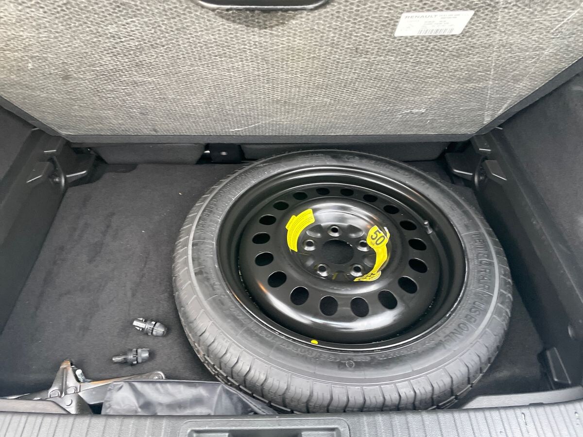 Used Renault Captur for sale - 76673176: Photo 22