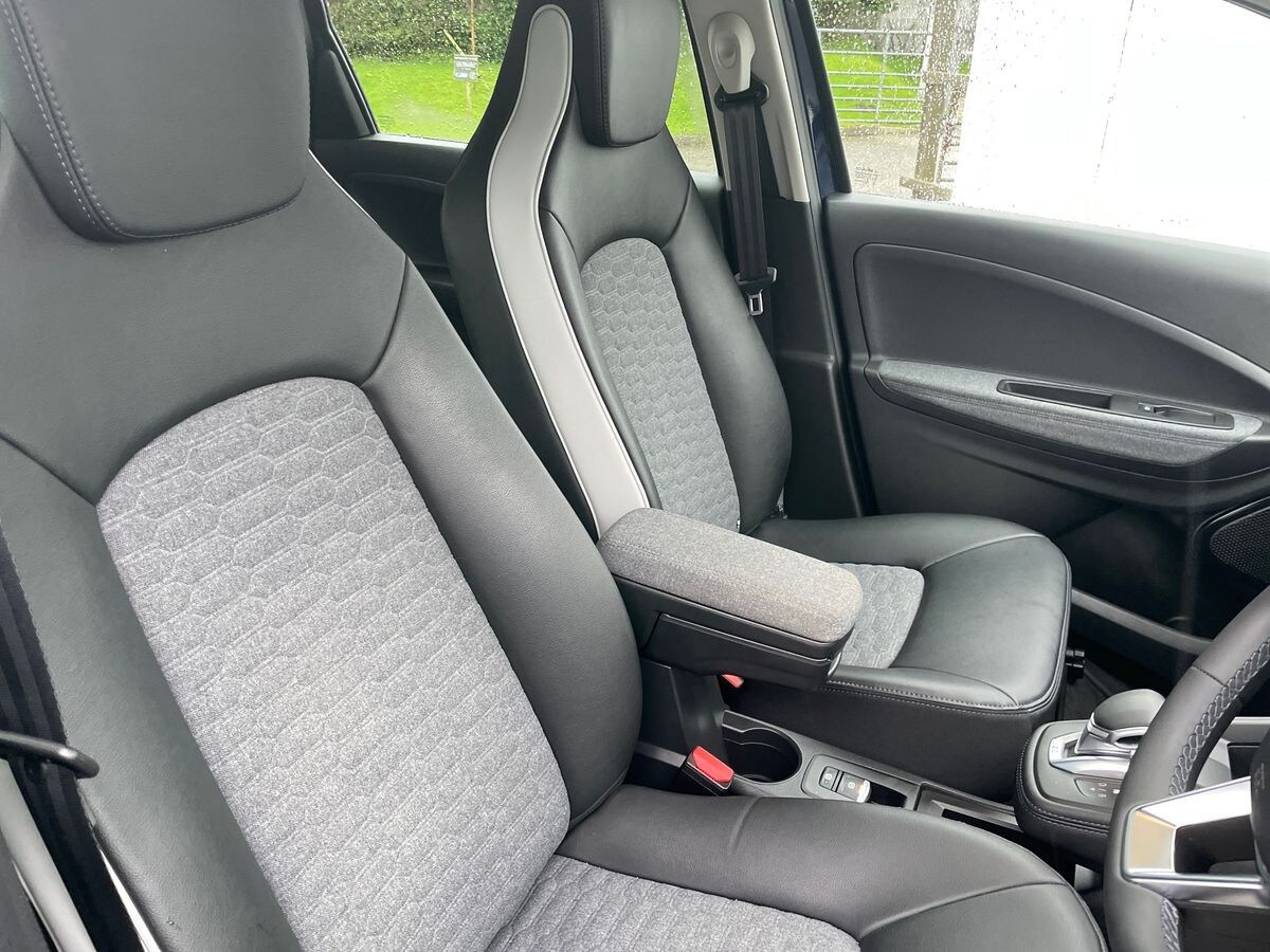 Used Renault Zoe 2021 for sale - 76699736: Photo 35