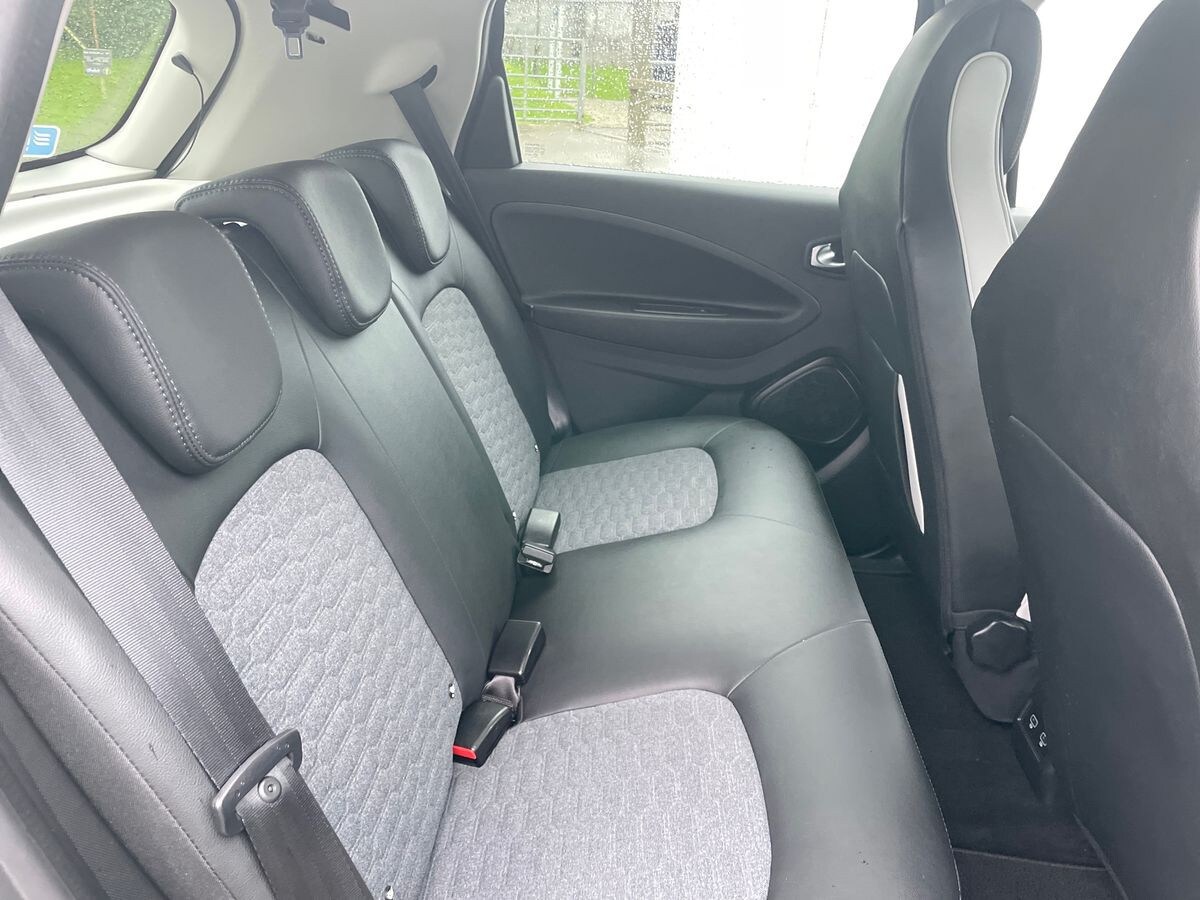 Used Renault Zoe 2021 for sale - 76699736: Photo 36