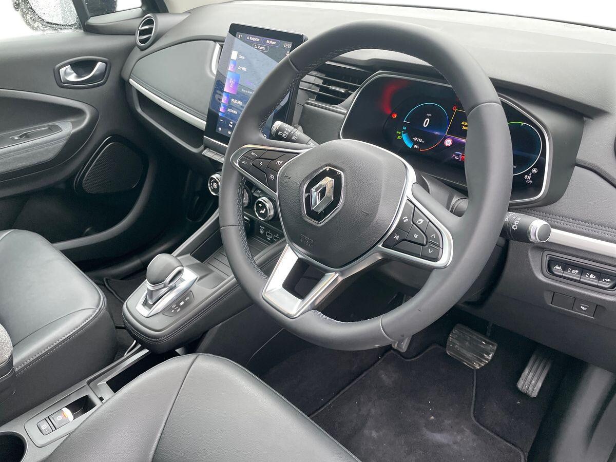 Used Renault Zoe 2021 for sale - 76699736: Photo 8