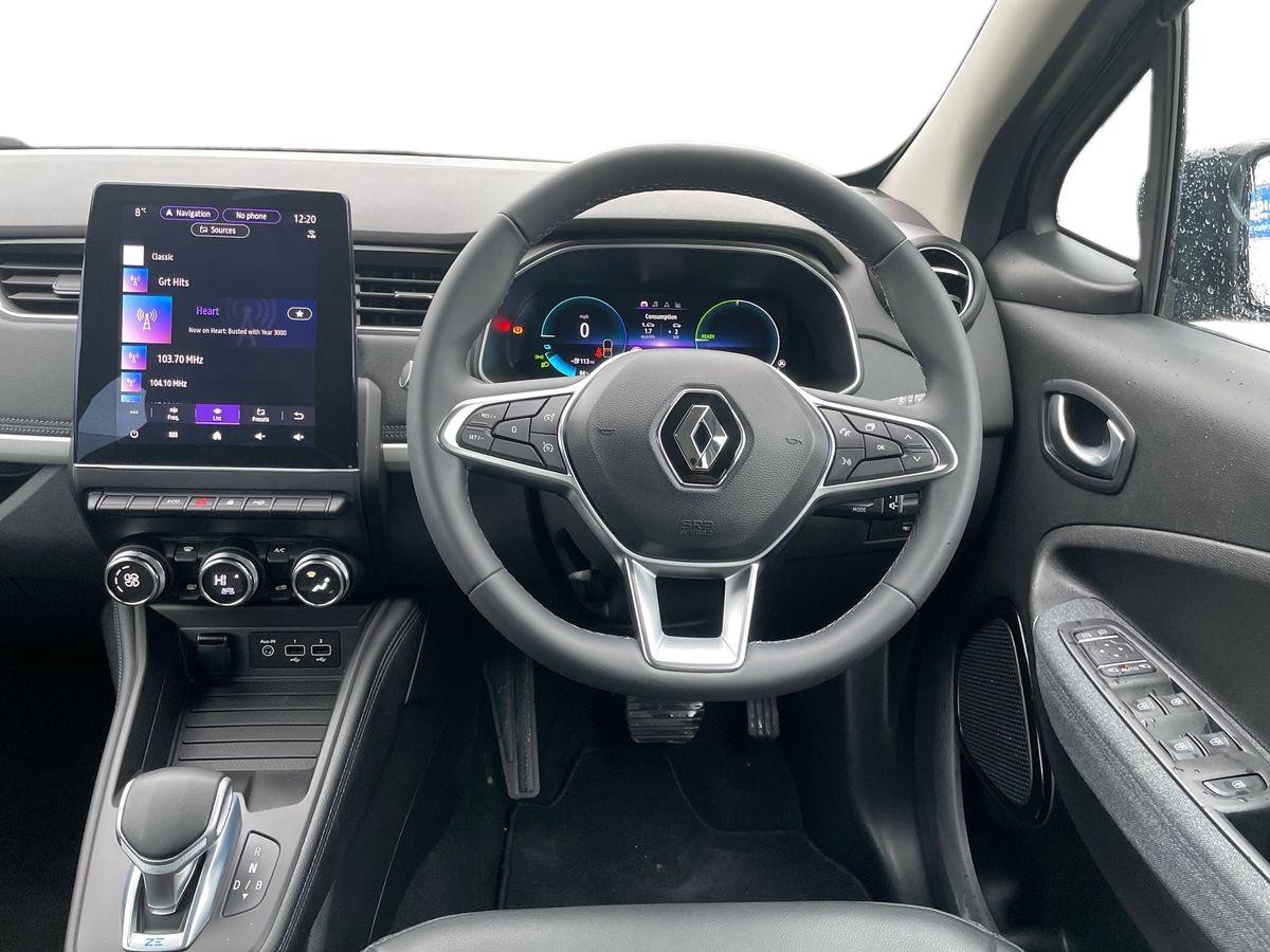 Used Renault Zoe 2021 for sale - 76699736: Photo 9