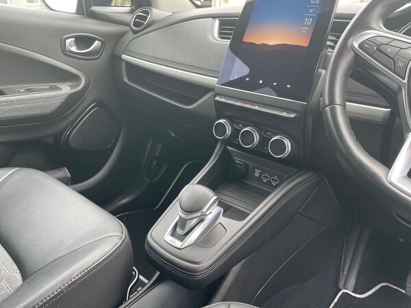 Used Renault Zoe 2022 for sale - 76149883: Photo 11