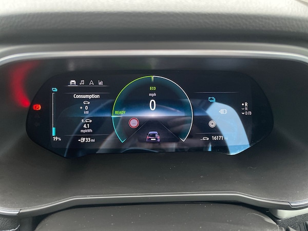 Used Renault Zoe 2022 for sale - 76149883: Photo 17