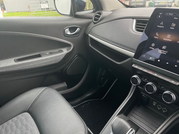 Used Renault Zoe 2022 for sale - 76149883: Photo 21