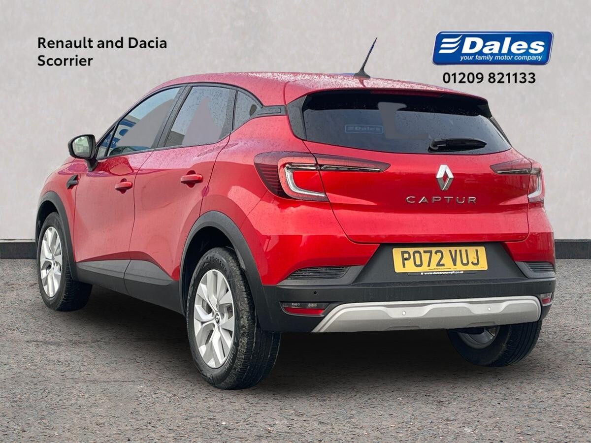 Used Renault Captur 2022 for sale - 76699735: Photo 2