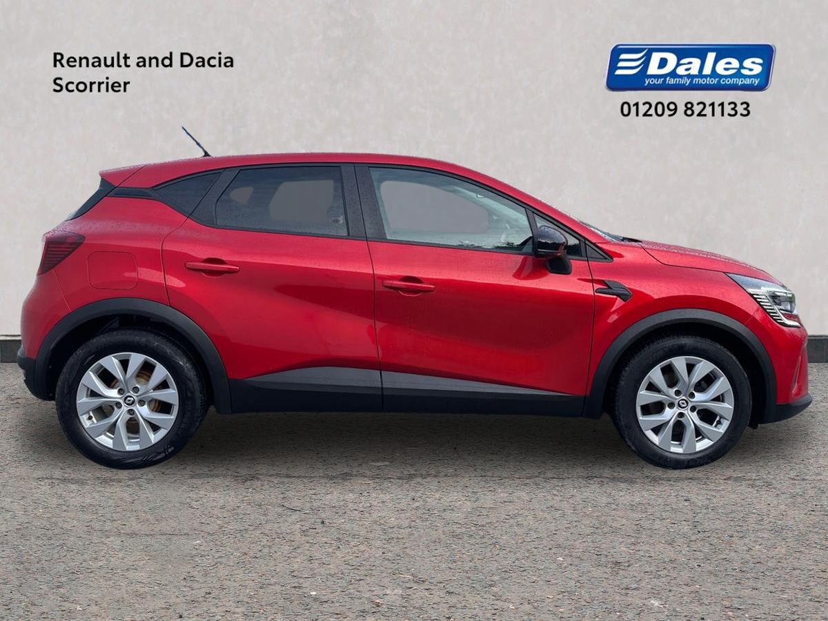 Used Renault Captur 2022 for sale - 76699735: Photo 4