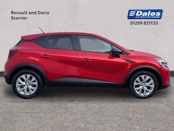 Used Renault Captur 2022 for sale - 76699735: Photo