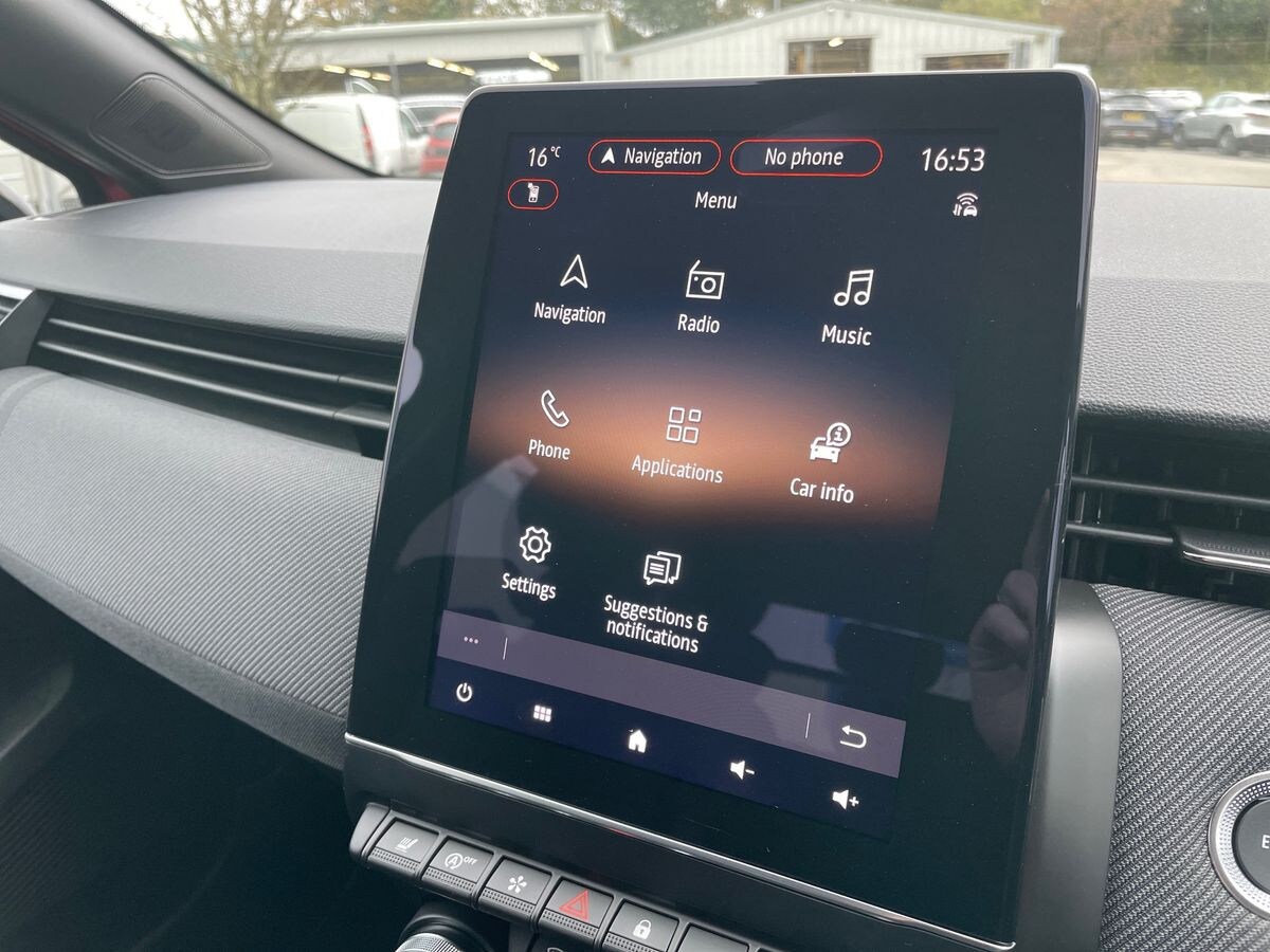 Used Renault Clio 2024 for sale - 75988266: Photo 14