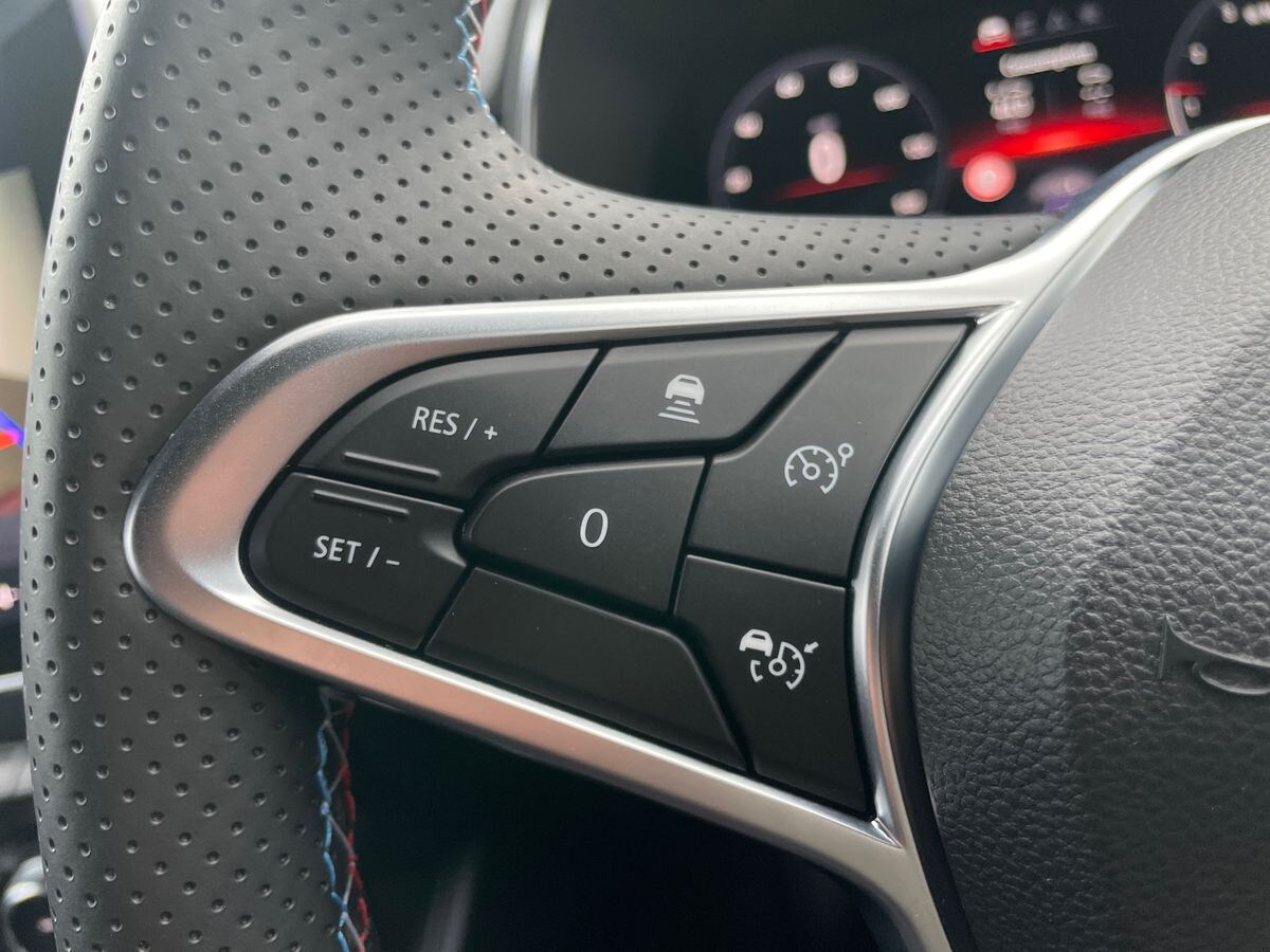 Used Renault Clio 2024 for sale - 75988266: Photo 18