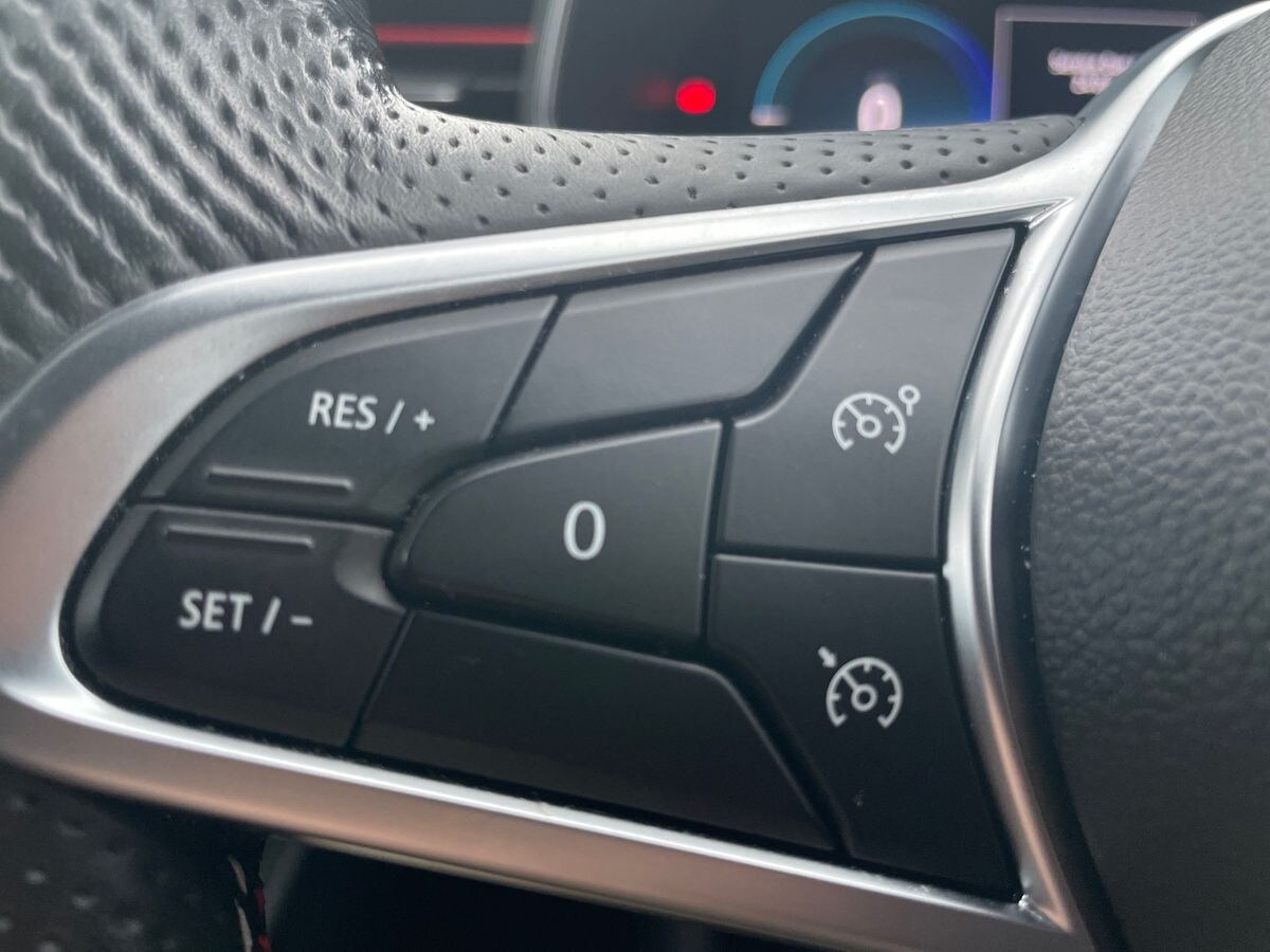 Used Renault Clio 2022 for sale - 75963414: Photo 18