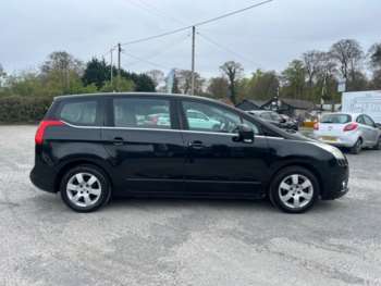 Used Peugeot 5008 2010 for sale - 74757802: Photo