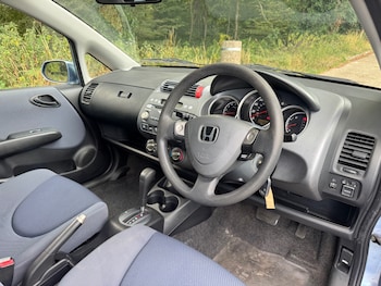 Used Honda Jazz 2003 for sale - 75584628: Photo