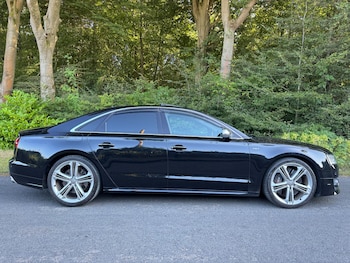 Used Audi S8 2015 for sale - 75537280: Photo
