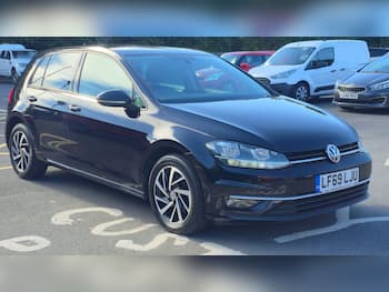 Used Volkswagen Golf 2019 for sale - 79846891: Photo