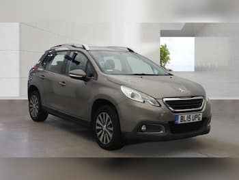 Used Peugeot 2008 2015 for sale - 79847360: Photo