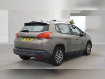 Used Peugeot 2008 2015 for sale - 79847360: Photo