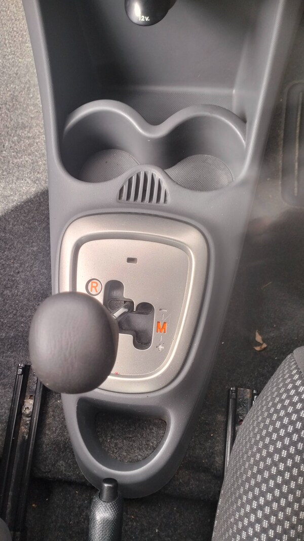 Used Toyota AYGO 2009 for sale - 75064231: Photo 16