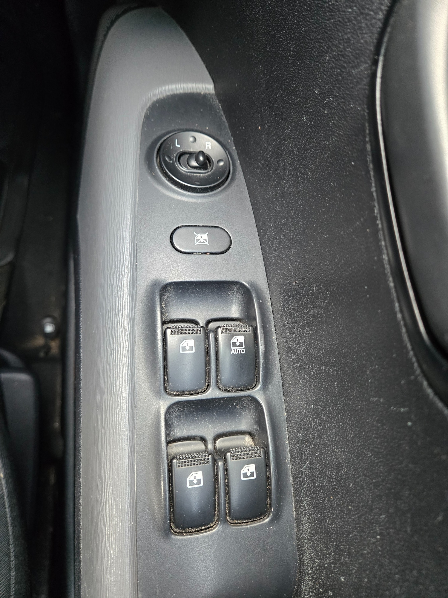 Used Hyundai i10 2011 for sale - 76451983: Photo 16