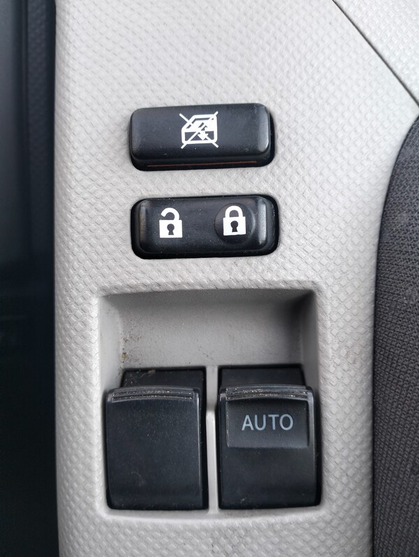 Used Toyota Yaris 2009 for sale - 74073209: Photo 10
