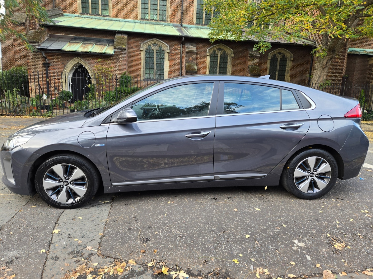 Used Hyundai IONIQ 2018 for sale - 76436183: Photo 4