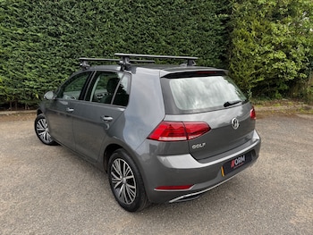 Used Volkswagen Golf 2018 for sale - 79594346: Photo