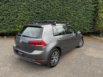 Used Volkswagen Golf 2018 for sale - 79594346: Photo