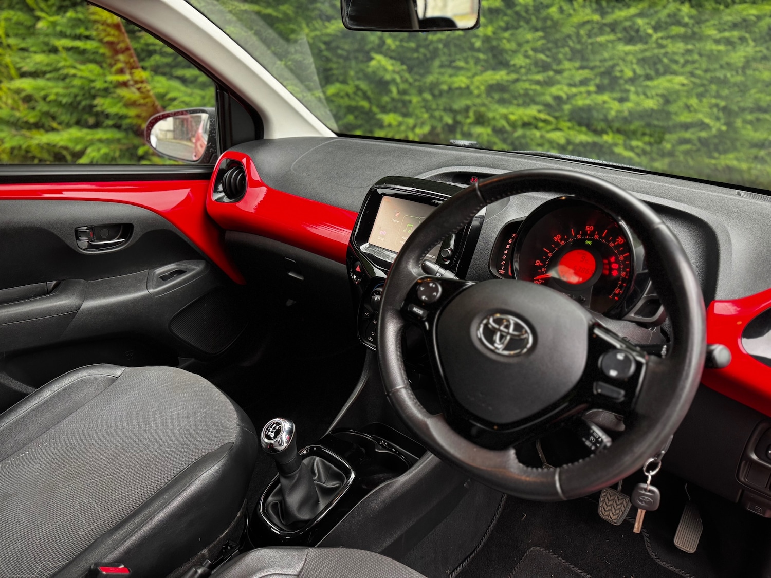 Used Toyota AYGO 2015 for sale - 77798056: Photo 16