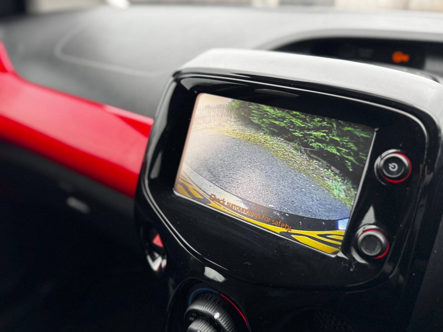 Used Toyota AYGO 2015 for sale - 77798056: Photo 23