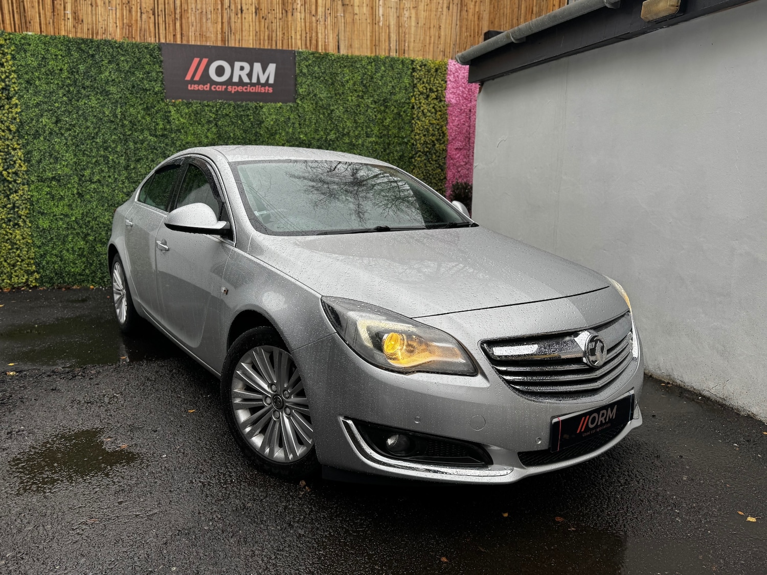 Used Vauxhall Insignia 2015 for sale - 76544370: Photo 2