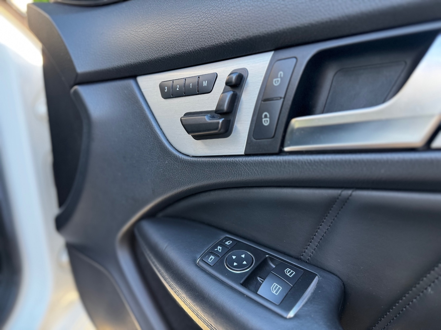 Used Mercedes-Benz C Class 2012 for sale - 76603004: Photo 16