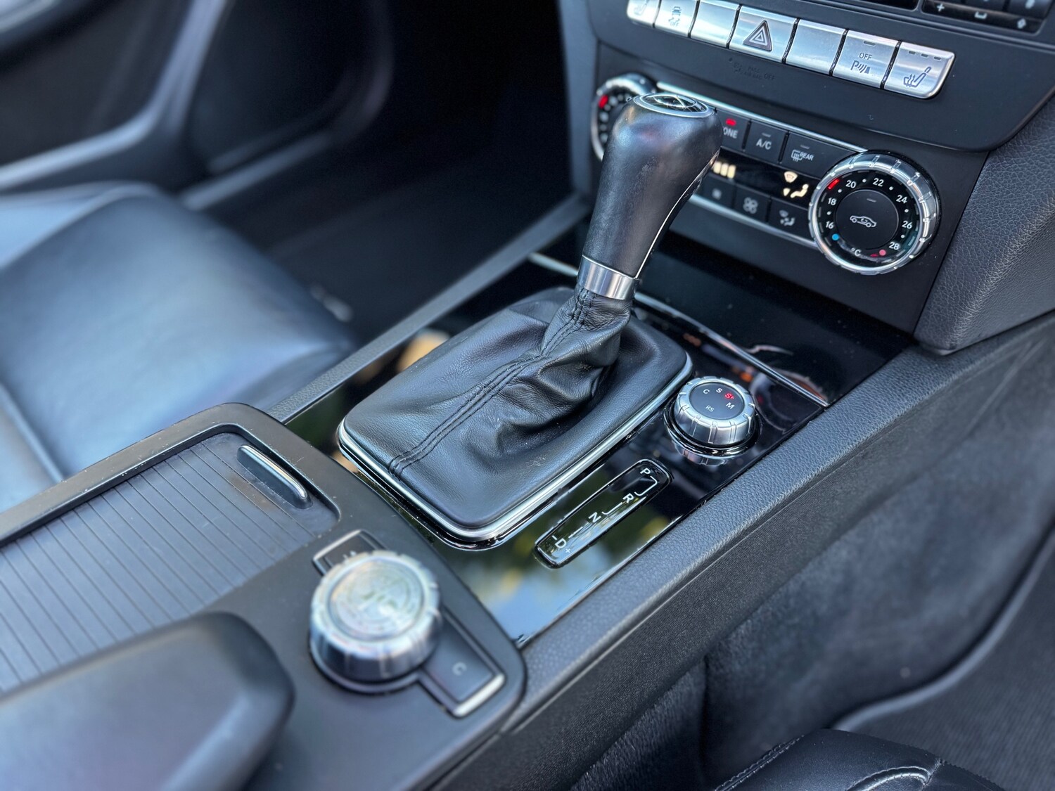 Used Mercedes-Benz C Class 2012 for sale - 76603004: Photo 24