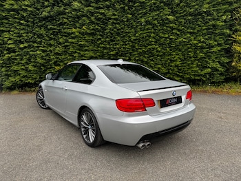 Used BMW 3 Series 2010 for sale - 78612501: Photo