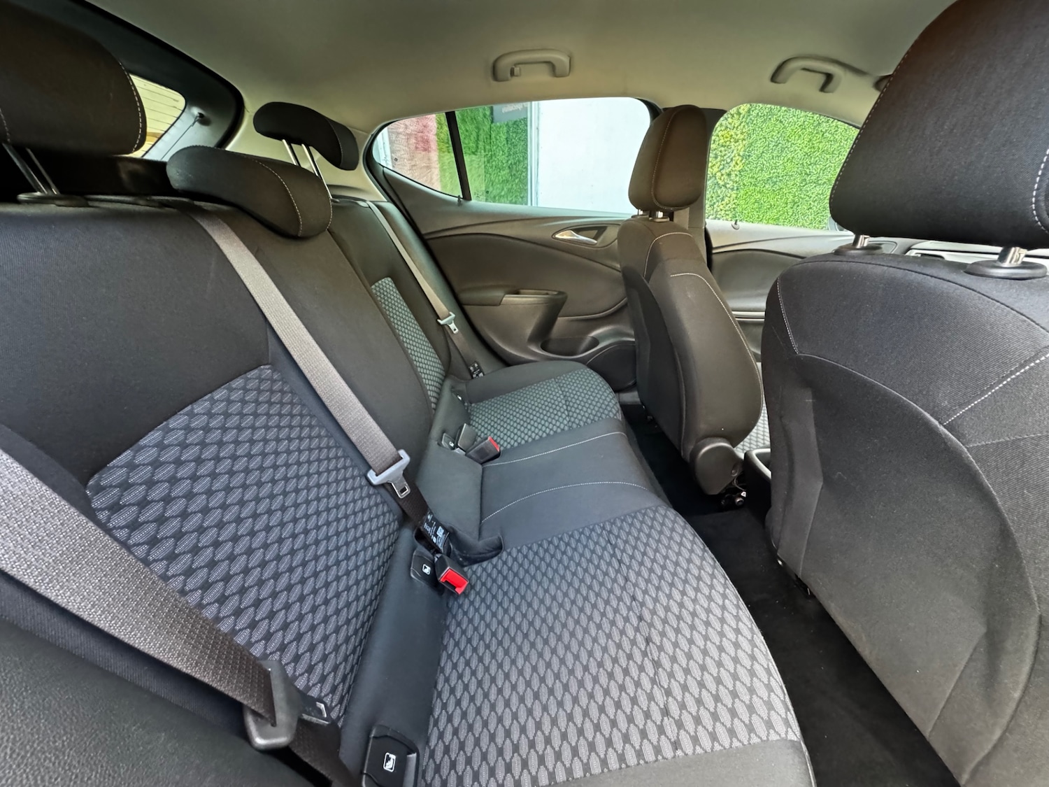 Used Land Rover Discovery Sport 2018 for sale - 76511061: Photo 15