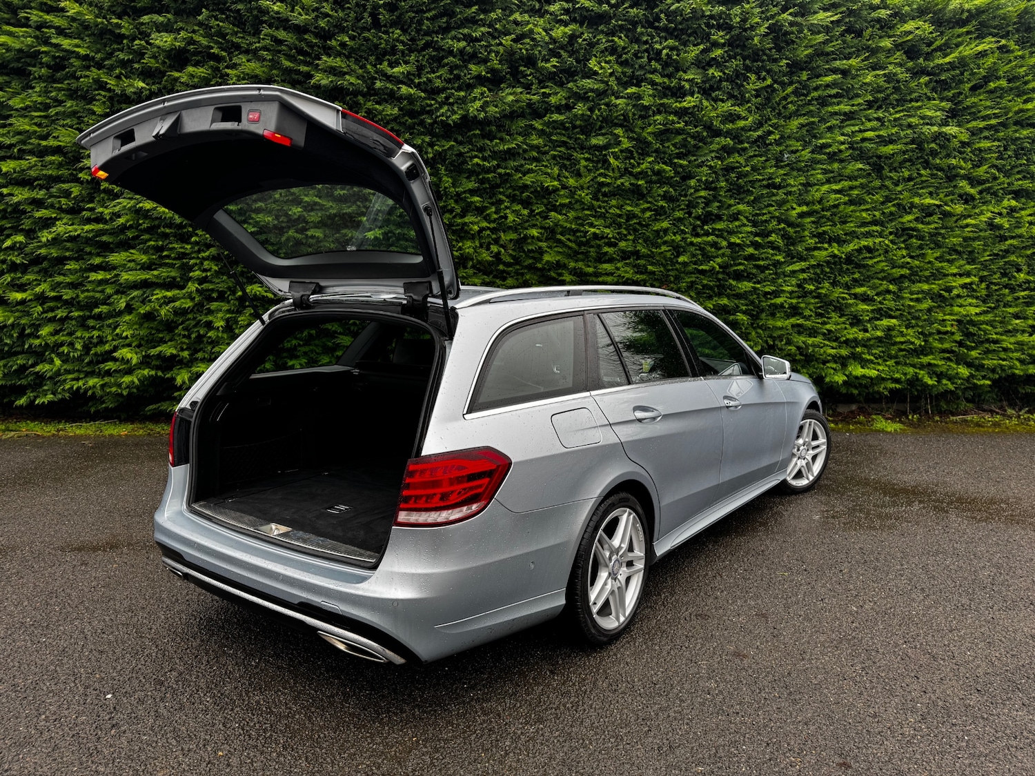 Used Mercedes-Benz E Class 2013 for sale - 77508652: Photo 8